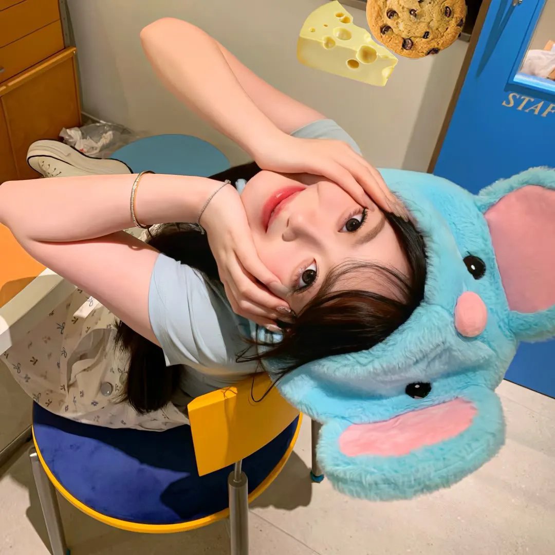 淘气小女巫